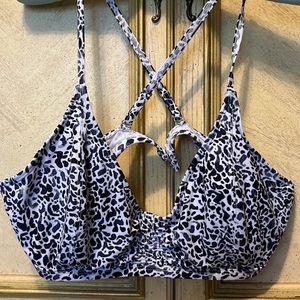 Athleta Swim Bathing Suit Underwire White Black Gray Leopard Spot Bikini Top